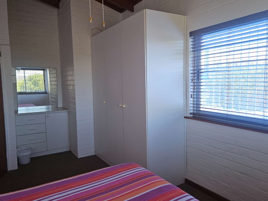 4 Bedroom Property for Sale in Pearly Beach Western Cape